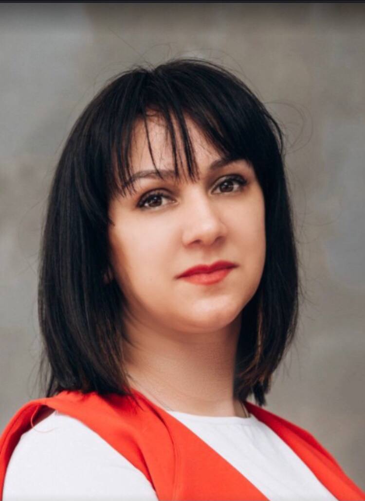 Каширина Евгения Ивановна.